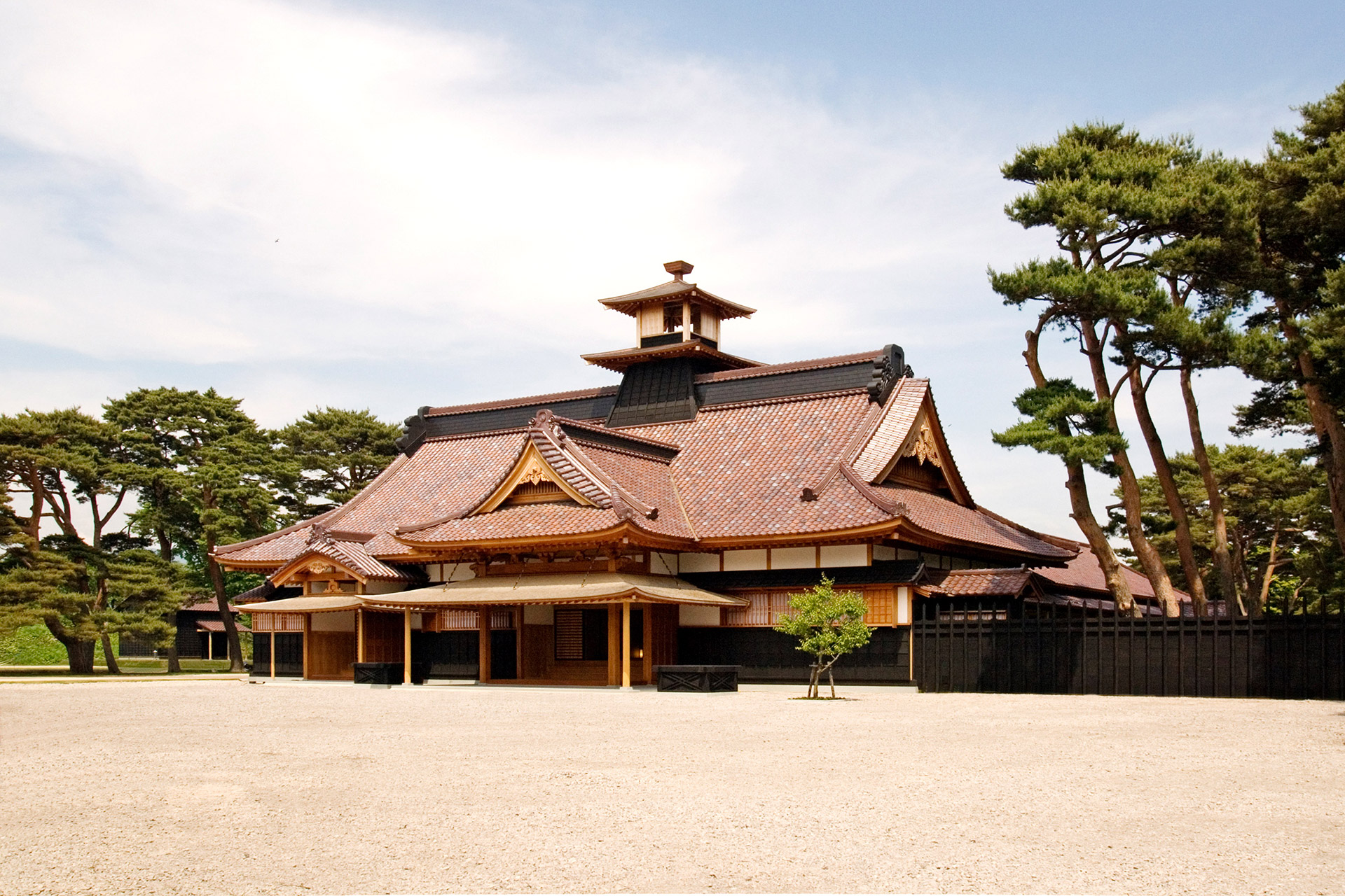 復元された箱館奉行所